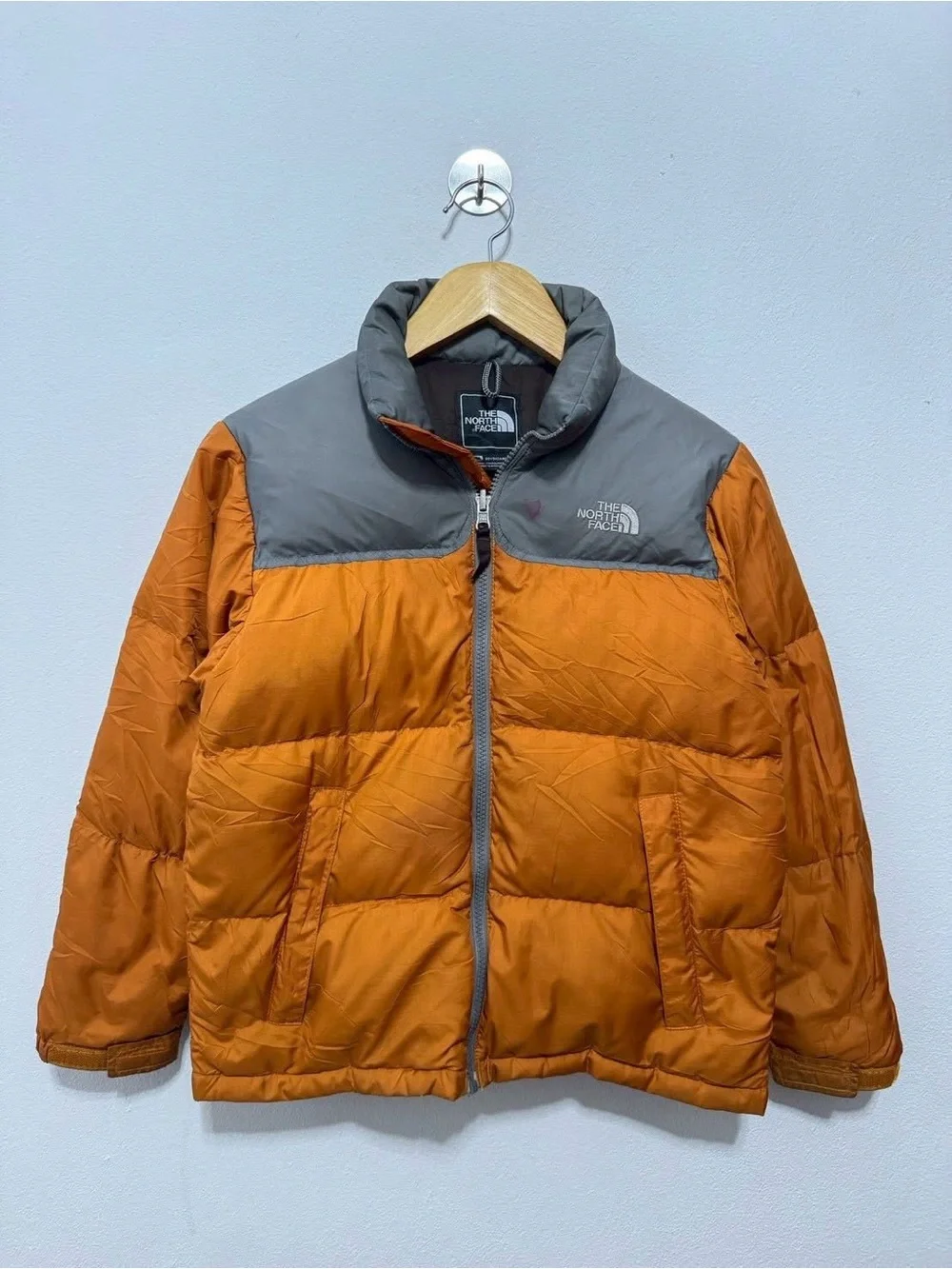 The North Face 600 boys youth puffer parka down zip orange gray jacket size L